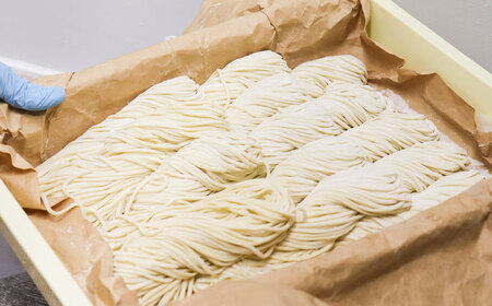 麺切り白流ラーメン食べ比べセット 岐阜県産鮎の焼干しスープ3種（醤油・白醤油・しょっつる） 自家製鮎の焼干し 煮豚 メンマ付き 自家製多加水麺 焼干しそば 黒バラのり 岐阜市/teamHAKURYU[