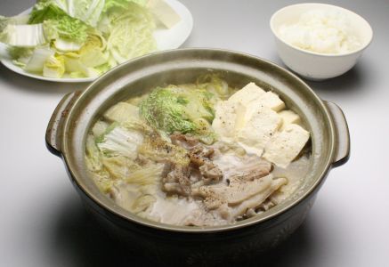 岩手のとうちゃんかあちゃんの店 岩手ホルモン鍋４種セット 豚 チゲ セット 簡単 ホルモン ホルモン鍋 肉 