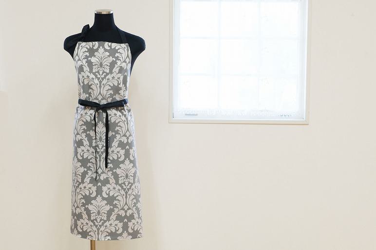 シワになりにくい ダマスク柄エプロン（GR） 国内製造