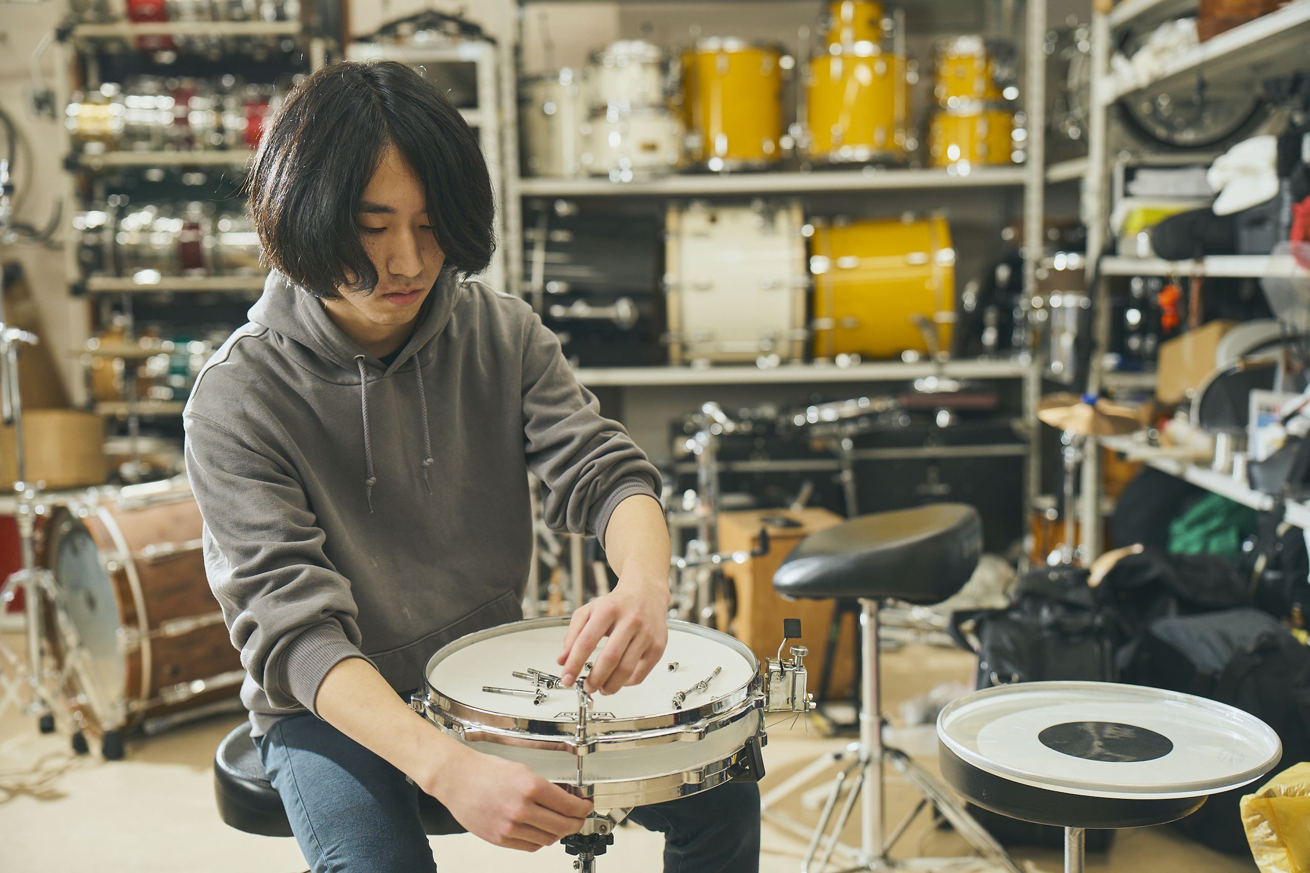 【事前打合せ必須】楽器修繕技術マスターになれる！国立音楽院でお好きな楽器の修理・製作を学べる体験 [管楽器全般・ヴァイオリン・ギター・ベース・ドラムの中から1つ選べる]【チケット 体験 音楽 楽器 修