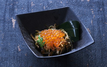 【今日の逸品】けせんの海 一膳 いくら松前 70g×1個 【 ご飯のお供 おつまみ カップ 小分け 海鮮 】