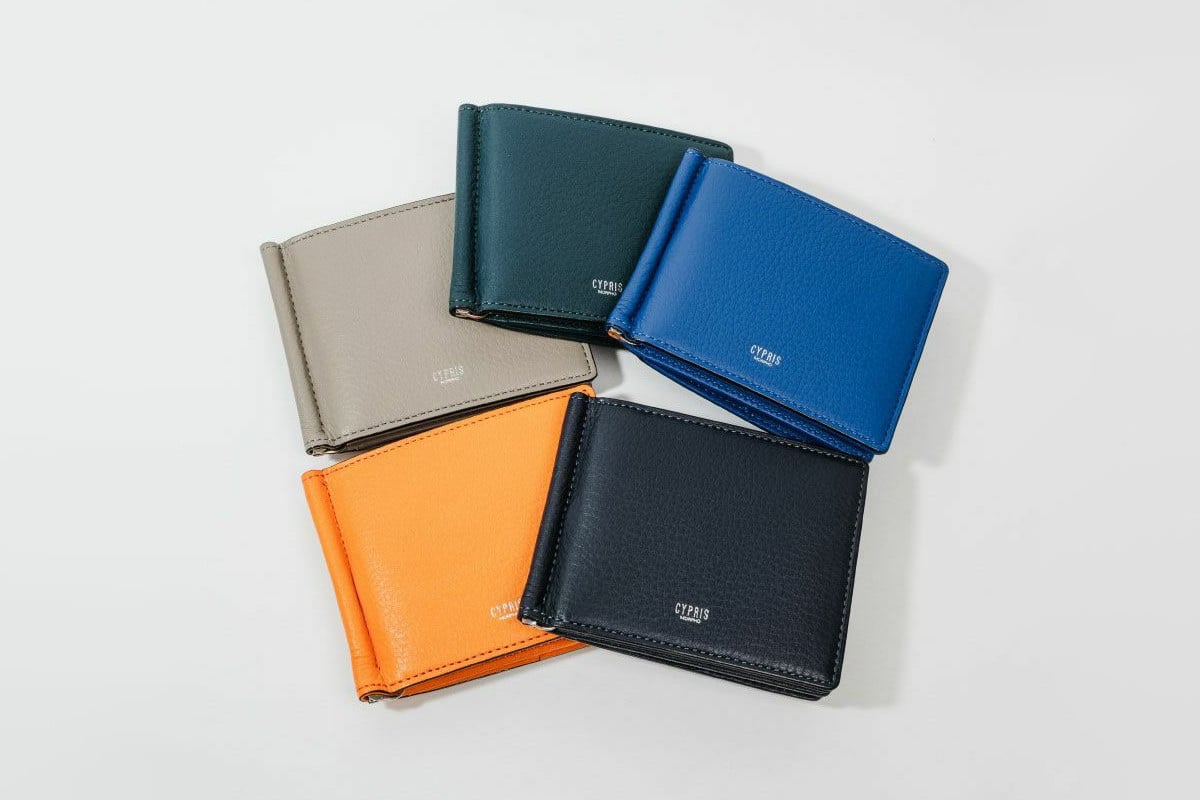 
            【カラーが選べる】キプリス本革製札ばさみ　外ボックス小銭入れ付きマネークリップ【革小物 革製品 ソフトシュリンクレザー 牛革 しっとり シーズンレス 職人 財布】
          