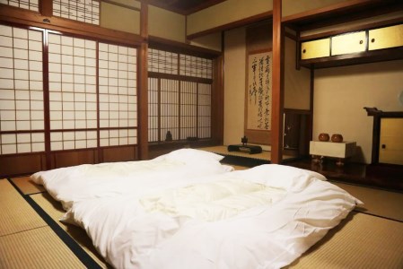 吉城の郷 小島 1泊朝食付き ペア宿泊券 貸し切り 1日1組限定 飛騨古川 古民家 観光 古い町並み[Q283]