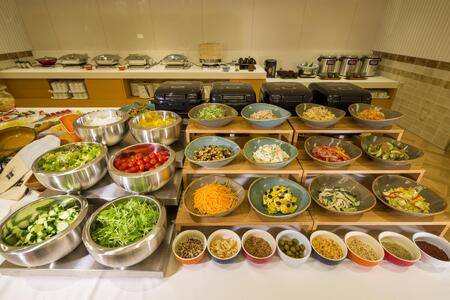 【ホテルモントレ神戸】平休日1泊朝食付 ペア宿泊券《ツインルーム》