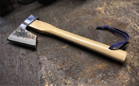 地型鉞（まさかり）570g 水野製作所 斧 伝統工芸士 キャンプ用品 アウトドア用品 薪割り 燕三条製 焚火斧 薪割り斧 アウトドア斧鉈 キャンプファイヤー ソロキャンプ【018P065】