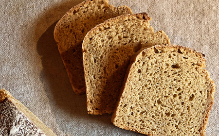 薪窯パン 有機アインコーン 3個 【 農家パン VERUM 】 ／ パン ぱん ブレッド ベーカリー 古代小麦 薪窯 薪窯焼き 薪窯焼 石窯パン 石窯 卵不使用 乳製品不使用 乳不使用 自家製発酵種 