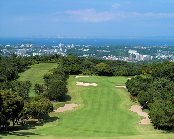 
No.187 葉山国際カンツリー倶楽部　平日1名様セルフプレー券B（同伴者割引あり） ／ スポーツ ゴルフ リゾートコース 湘南 神奈川県
