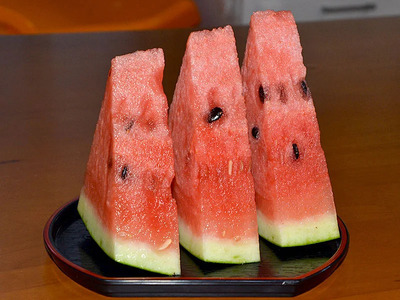 信州波田産 高級スイカ！信州の匠 【贈答】 4L～5Lサイズ 1玉｜ふるさと納税 長野県 信州 松本 果物 フルーツ すいか スイカ 西瓜 新鮮 大きい 特別 贈答 季節限定 甘い くだもの ふるーつ