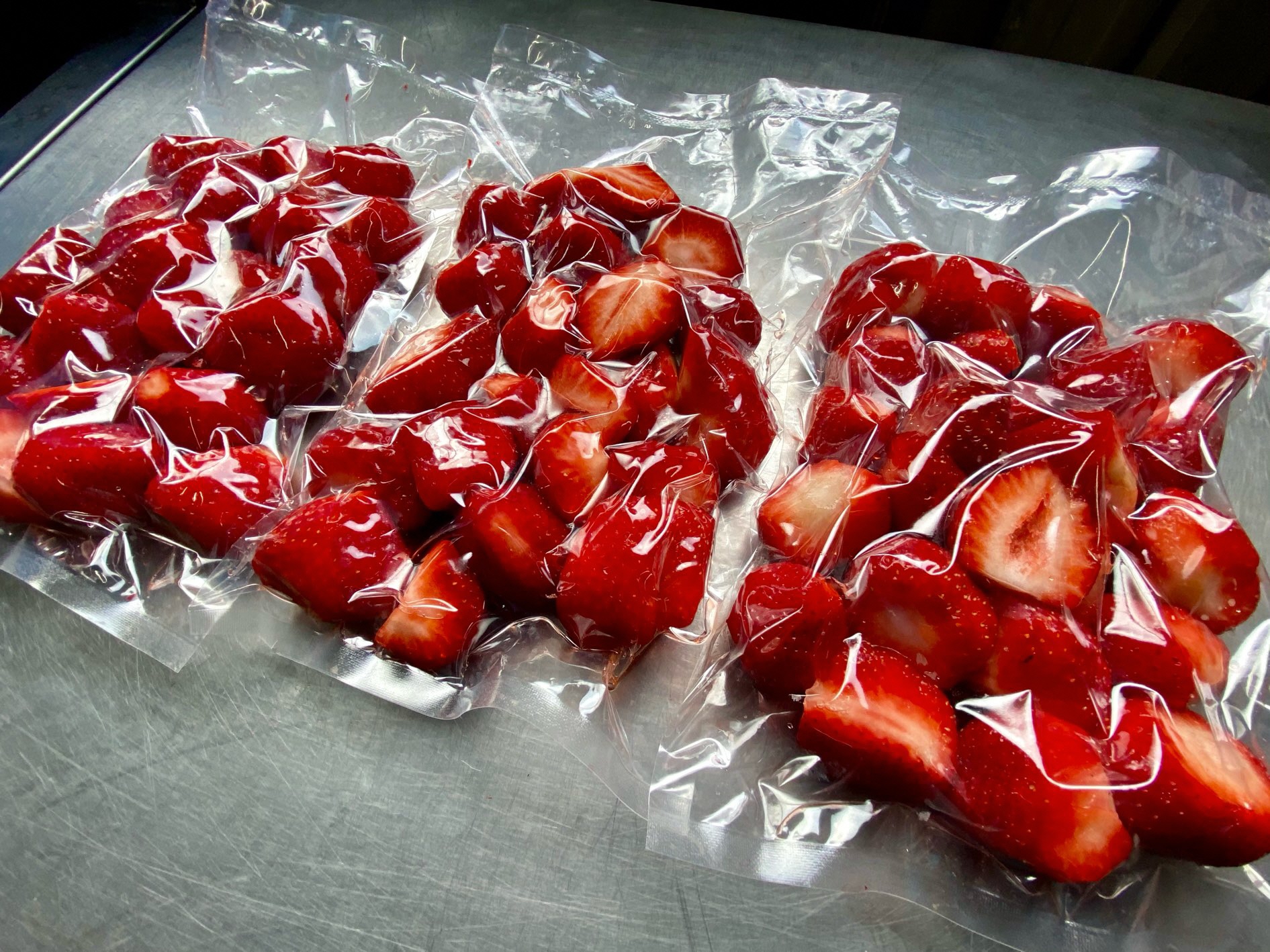 オーガニック冷凍あまおう 3kg (500g×6パック)【伊世いちご畑】_HA1317