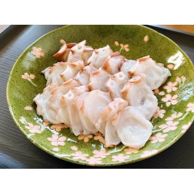 ふるさと納税 小樽市 小樽市祝津[漁師直送]冷凍浜茹でタコ足400g×1個、タコ頭柵切り130g〜150g×1個 |  | 01