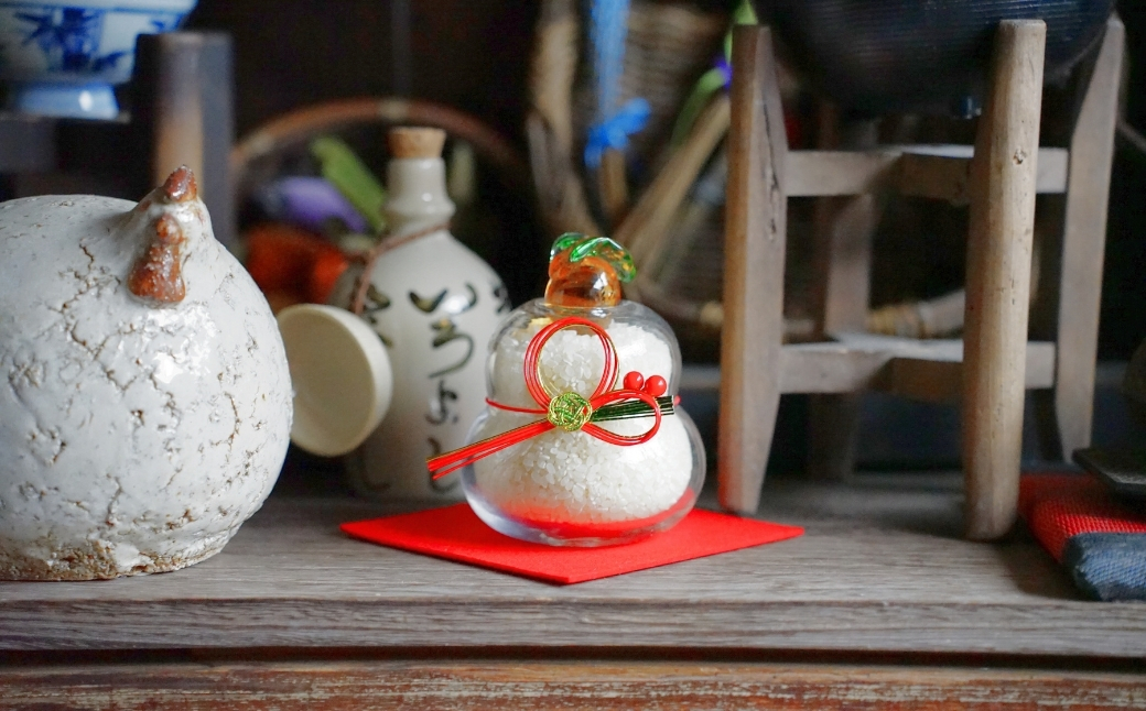 お米の入るかがみもち ガラス細工 正月飾り