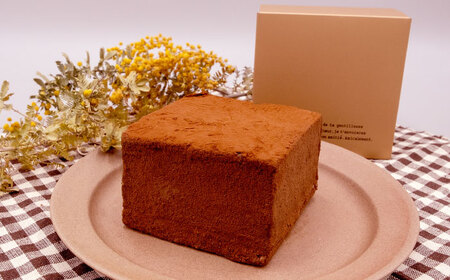 【3回定期便】長与の石畳ケーキ 1個 / チョコレートケーキ ケーキ 冷凍 スイーツ / 長与町 / CAKE SHOP FAVORI[EBV054]