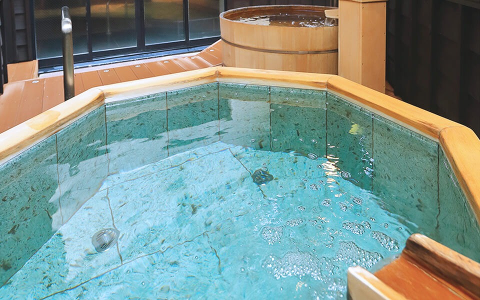 美食の宿で志摩の恵みを堪能するペア宿泊券 / 伊勢志摩 伊勢 志摩 三重 旅行 観光 いせ しま かんこう りょこう チケット 旅行券 宿泊 トラベル 金券 食 人気 おすすめ リゾート プロヴァンス