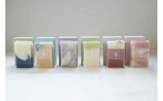 【マツリカサボン】 オーガニック石けん６種類セット（ラベンダー・ヤマブドウ・クロモジ・ひのきベルガモット・酒かす椿・奥出雲ローズ）/ オーガニック せっけん 自然素材 石鹸 岡山 真庭 肌にやさしい こだわり 手作り 無添加 ハーブ セット ギフト フルサイズ MATSURIKA SAVON (MATSU-13) 【savon003-01】