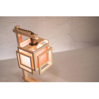 ふるさと納税 中野区 【国産檜】スタンドライト『旬ミニ shun-mini』 白×緋　A550-C |  | 01