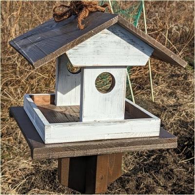 ふるさと納税 小牧市 バードフィーダー　本体と据え付け用天板&杭のセット(本体とオプションのセット)[161P22] |  | 03