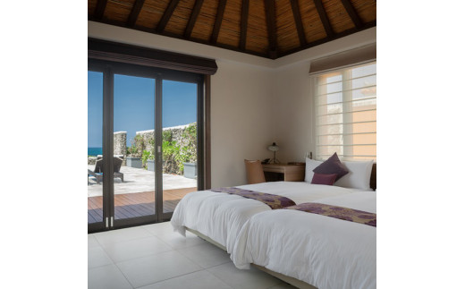 VR01　【宮古島】VillabuResort 宿泊クーポン券30,000円分