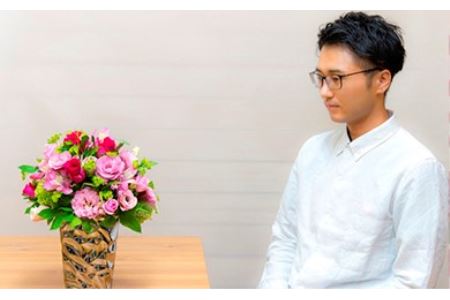 【お花の定期便】「季節毎」に届く、旬のアレンジメント Sサイズ（4回お届け）【「季節毎」に届く、旬のアレンジメント 世界らん展 フラワードリームジャパンカップ 国内主要コンテスト受賞 贈り物 神奈川県 小田原市 花 花 花 花 花】