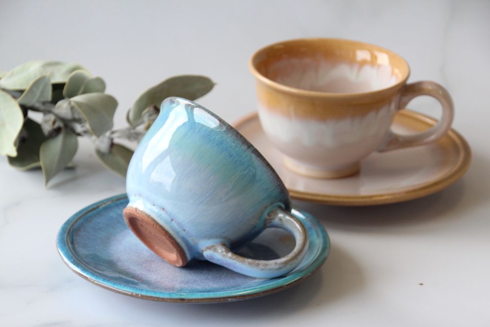 【ふるさと納税】萩焼 stella 珈琲碗皿ペアセット16911 コーヒーカップ ソーサー ペアセット ティーカップ おしゃれ 陶器 お洒落 食器 おしゃれ食器 和風食器 ギフト 人気 モダン 和モダン かわいい 山口県 萩市 日本製 贈り物 水色 ブルー ベージュ ブラウン 茶色