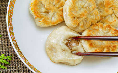 【explore(エクスプローア)】焼き小籠包・焼き棒餃子・彩り水餃子　冷凍セット　生地から手作り、コラーゲンたっぷり！ DF01-FN