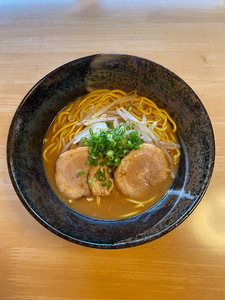 食べたらわかる濃厚豚骨と中太の味噌豚骨のラーメンセット「10食分」_B147-005