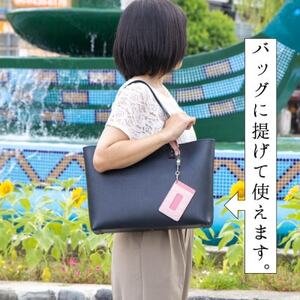 淡いピンククロコの定期入れ【国産牛革】【1364185】