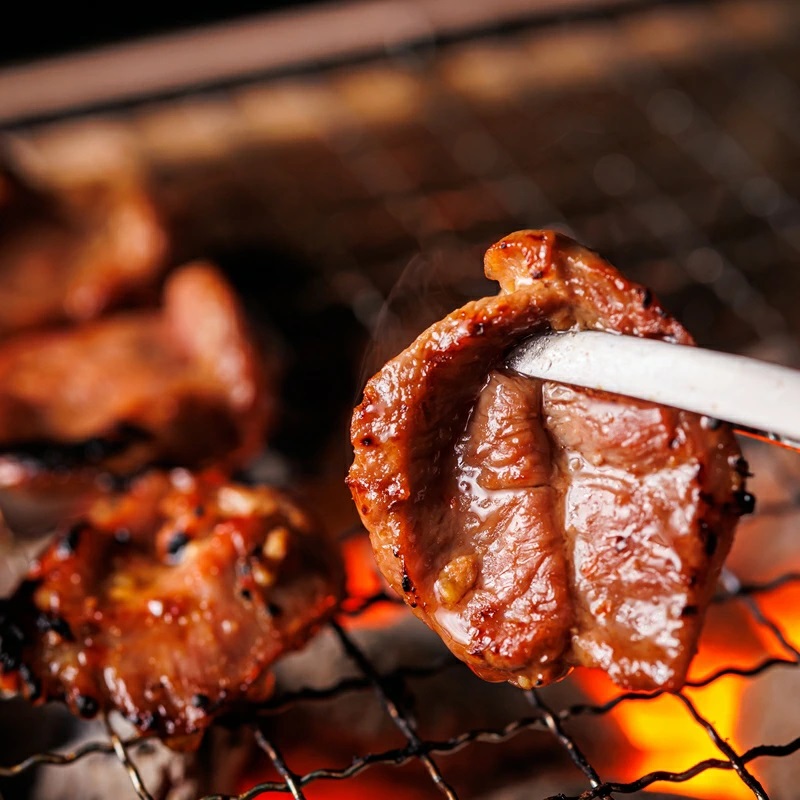 【定期便6ヶ月】 国産 豚ハラミ 1kg（500g×2パック） | 味付き 特性オリジナル タレ味 | 豚肉 豚 ホルモン ハラミ はらみ 北海道産 焼肉 焼き肉 キャンプ BBQ おすすめ 手切り_