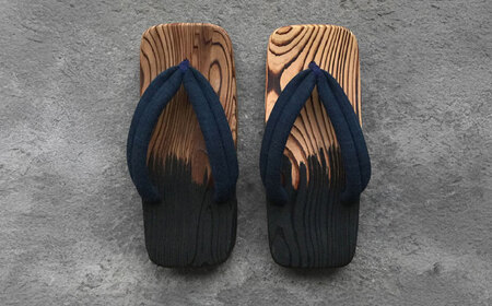 【日田下駄の革新】墨下駄Lサイズ(26?28cm)　日田市 ゲタ 履物 和装 下駄 [ARAC022]