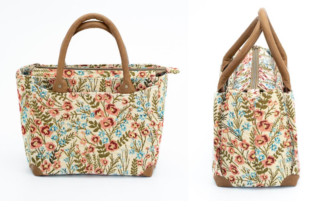 
            【数量限定】 バッグ 和装のひぐち オリジナル手作りバック65 バック カバン 鞄 かばん 手づくり 手作り ファッション おしゃれ ゴブラン織り お取り寄せ 高知県安芸市 トートバッグ 底幅 14cm 箱型 重厚 可愛い 天然皮革 持ち手 ポケット マグネット 内袋 ファスナー スマートフォン 高さ 21cm 横幅 24cm マチ 11cm 26cm レザー 和風 和柄 安芸市 高知県
          