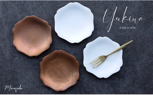 【まるふくオリジナル】有田焼 yukiwa雪輪小皿４枚セット 小皿 ゆきわ ゴールド マットホワイト A20-417