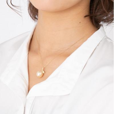 ふるさと納税 神戸市 【姫果】ゴールデンパール(南洋真珠) ダイヤモンド K18 イエローゴールド ペンダントトップ |  | 03