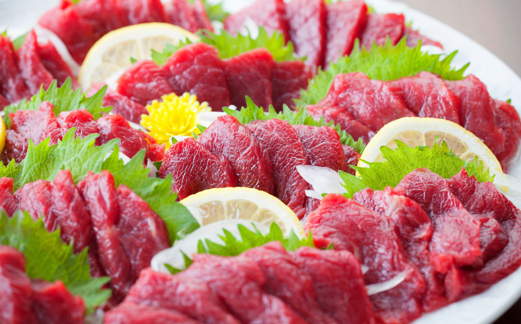 【カナダ産】 馬刺し 赤身 1kg (50g×20個) 馬肉 たれ 生姜