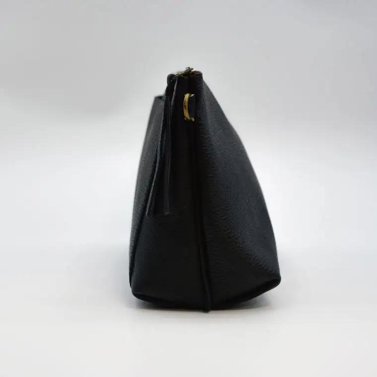 ショルダーポーチ ワイド Mサイズ ブラック AX136