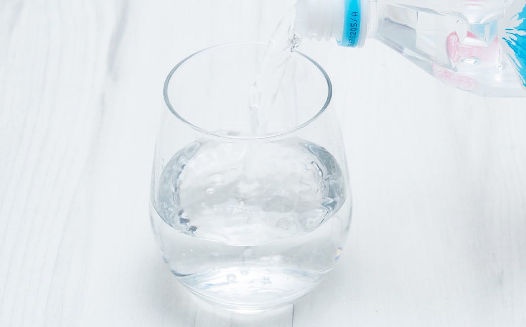 【6回定期便】羊蹄のふきだし湧水 「京極の名水」 500ml×24本 （1ケース）
