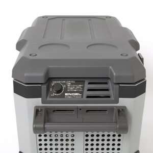 ポータブル冷蔵庫 車載冷蔵庫 エンゲル ENGEL 冷凍冷蔵庫 38L MR040F アウトドア 黒【1660770】