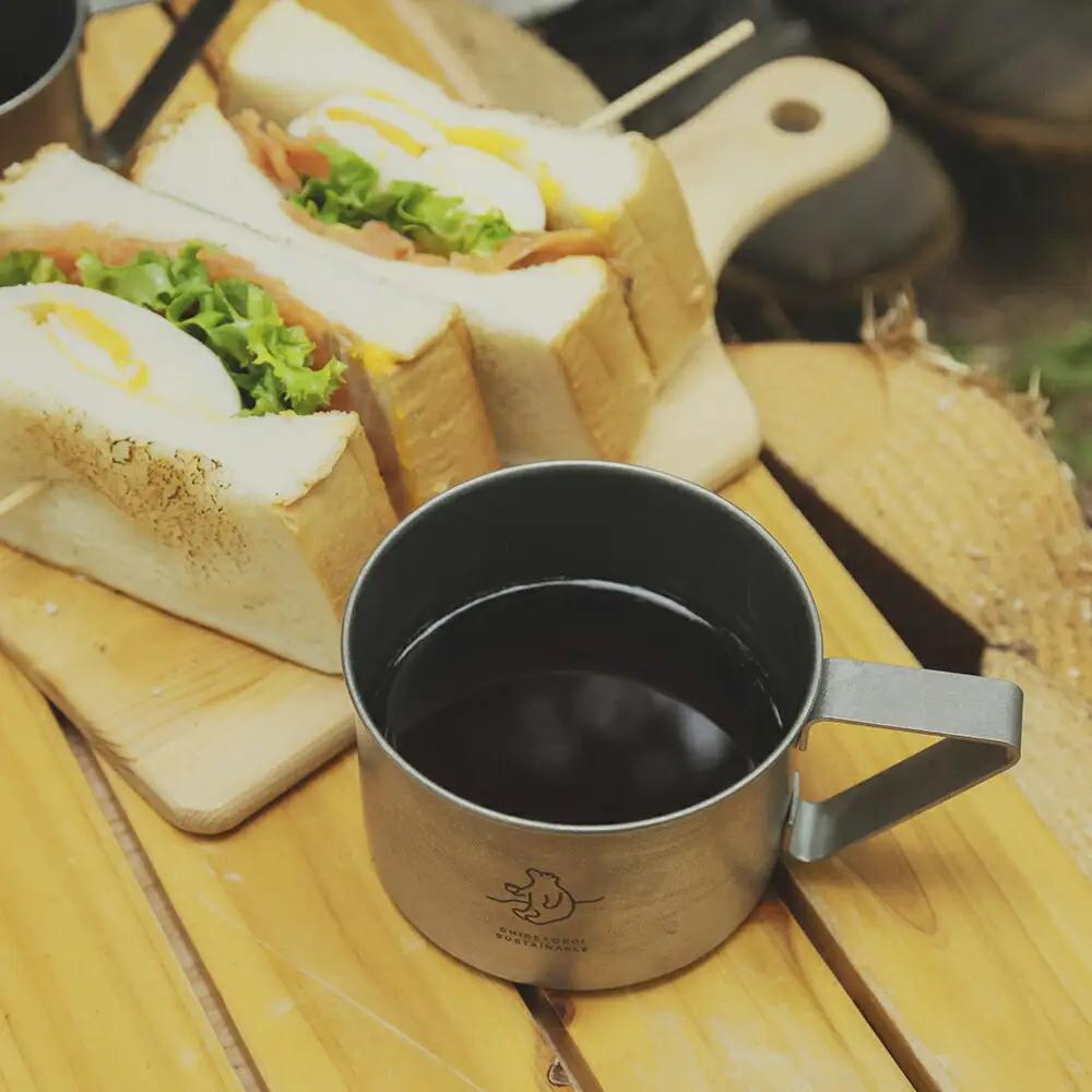 知床トコさんの知床サスティナブルマグ　1個　【メイドインツバメ】_雑貨・日用品  食器   雑貨・日用品 アウトドア用品 スポーツ・アウトドア用品   雑貨・日用品 キャンプ用品 スポーツ・アウトドア