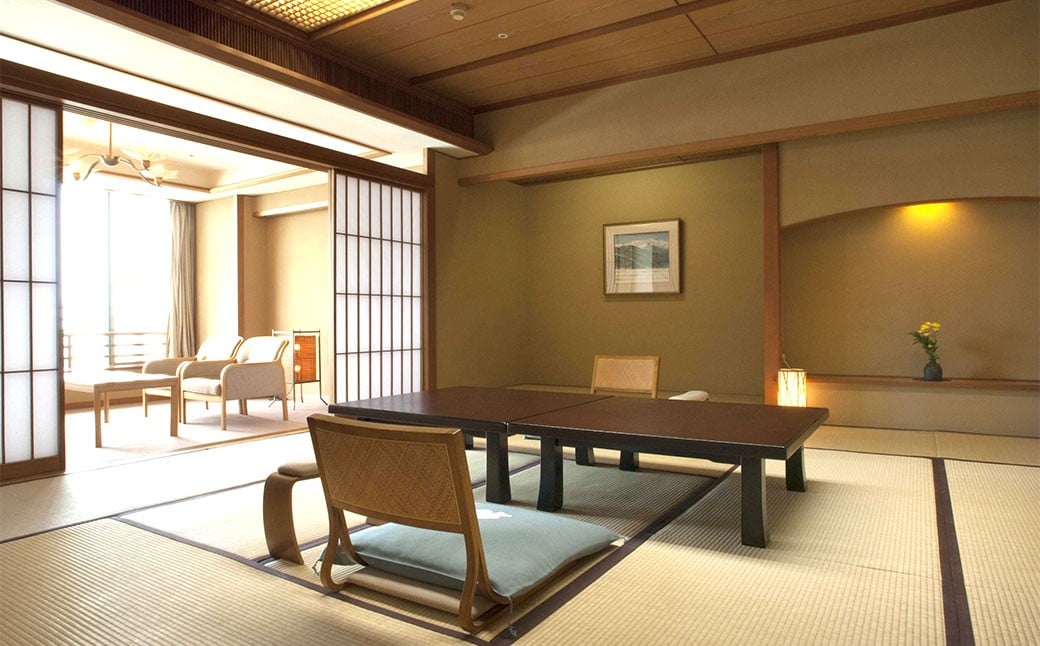 ナガシマリゾート 長島温泉ホテル花水木本館 和室宿泊券 【平日限定プラン】