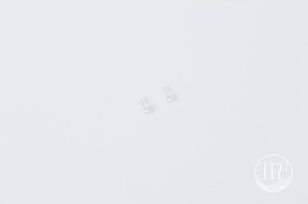 【045-04】養殖場　6.0mm珠とキュービックジルコニアのピアス