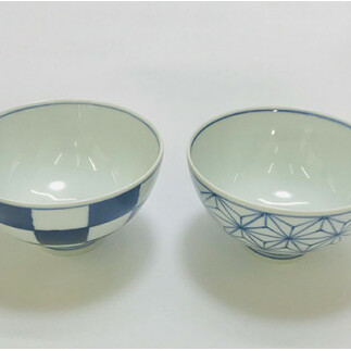 お子様から大人まで人気の青花絵変わりペア飯碗 小島芳栄堂 A30-361_イメージ4