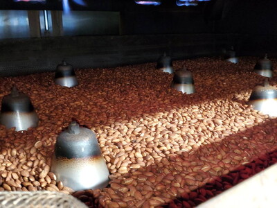 4種の無塩ミックスナッツ 2.01kg(670g×3袋) 無塩 素焼き チャック付き 健康 美容 直火焙煎 煎りたて うさぎや くるみ アーモンド マカデミアナッツ カシューナッツ