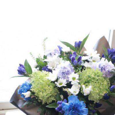 ふるさと納税 筑西市 【2週間毎定期便】仏花アレンジメント/Mサイズ〜花瓶不要!届いてそのまま飾れます全24回 |  | 03