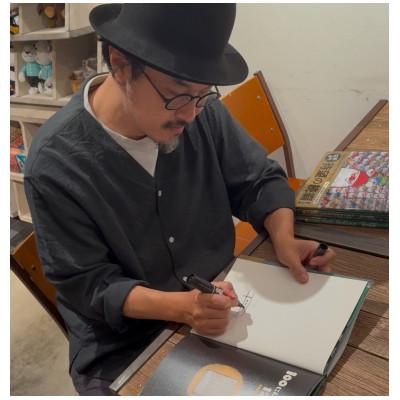 ふるさと納税 四條畷市 100にんのサンタクロース/100にんのサンタクロースの12かげつ　サイン入り絵本2冊セット |  | 02