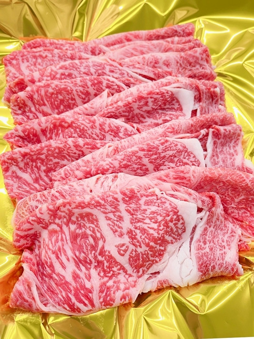 
（冷凍） 松阪牛 すき焼き （肩ロース・モモ・バラ） 1kg ／ 瀬古食品 ふるさと納税 牛肉 松阪肉 名産 ブランド 霜ふり本舗 三重県 大台町
