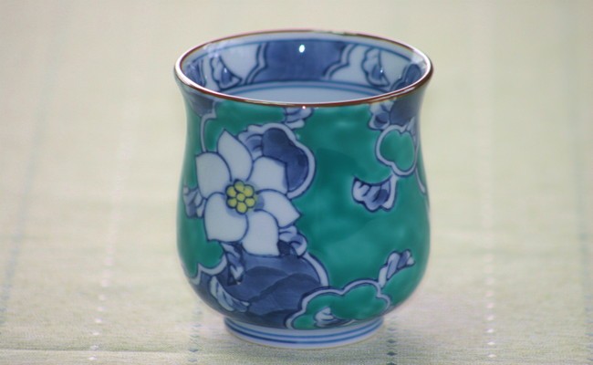 【伊万里焼】彩り唐花湯呑（１個） H305_イメージ4