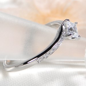 110-9-5 指輪 PT900 プラチナ ダイヤモンド 計 0.5ct プリンセスカット エンゲージ 四角形 ウェーブ S 字 エタニティ 【 f173-pt 】