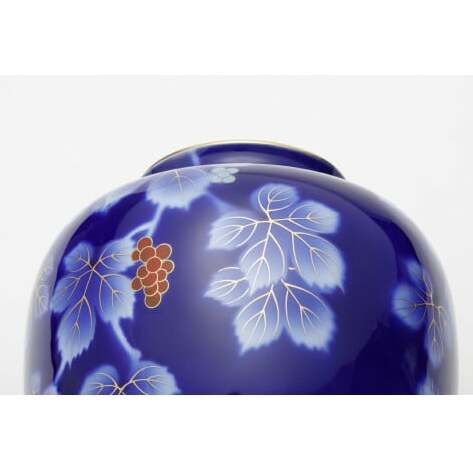 有田焼 呉須ブドー 8号 花生【深川製磁】花瓶 花器 壺 インテリア 伝統工芸 縁起柄 A120-29_イメージ5