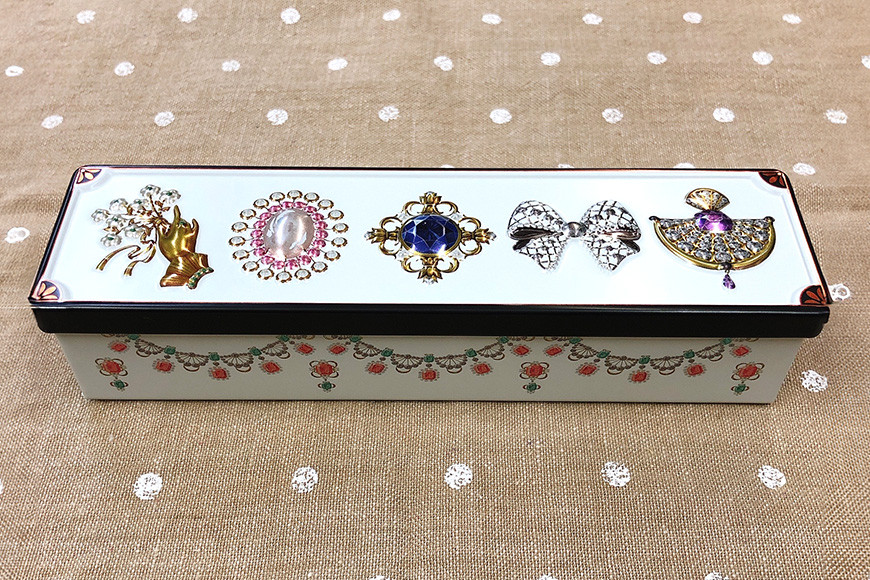 ビジュー缶(白) スール メープルクッキー缶 FO-002-02