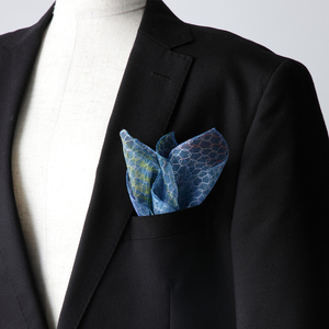 妖精の羽・塩縮オーガンジーポケットチーフ 加賀友禅 鎖/ワインレッド  FAF-0024