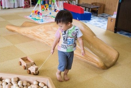【阿蘇小国杉】小国ジャージー牛プルトイ-おぐにの木のおもちゃ-