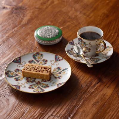 ふるさと納税 伊万里市 オマージュコレクション 18cmクーププレート(雲母金彩花文) H-771J/T2410(伊万里市) |  | 02